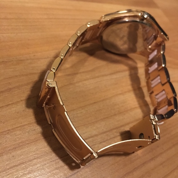 Diamond watch - Picture 9 of 12